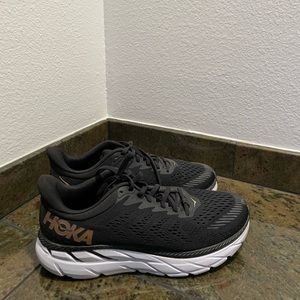 Hoka Clifton 7